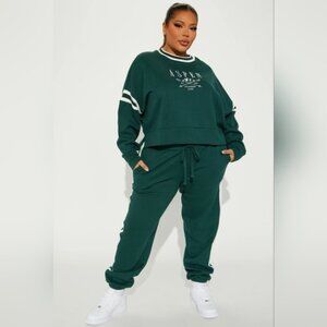 Sweatsuit, Crew-Neck, "Aspen" Graphic,Tie Front, 85%Cotton,15% Polyester, Strech